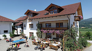 Ferienhof für Wanderurlaub in Schöllnach